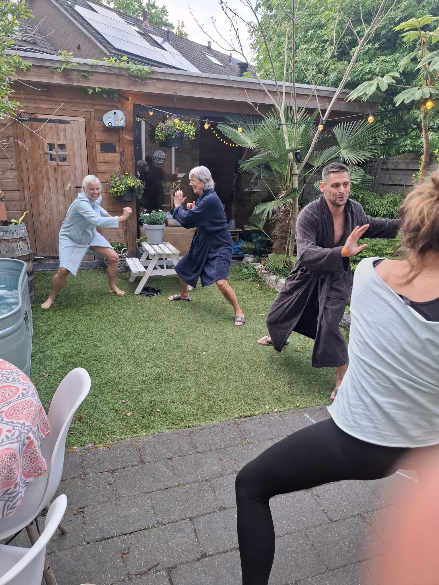 Workshop Adem & IJs, ademhalingsoefeningen in de tuin